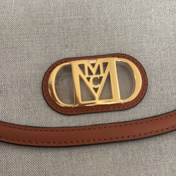 MCM Travia crossbody bag - Picture 5 of 9